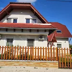 Badacsony Apartmanhaz דירה