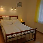 Daire Badacsony Apartmanhaz *