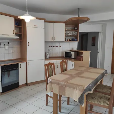 Lägenhet Badacsony Apartmanhaz Badacsonytomaj