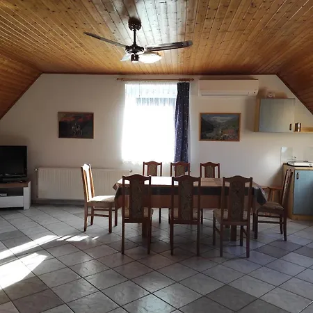 Badacsony Apartmanhaz Badacsonytomaj