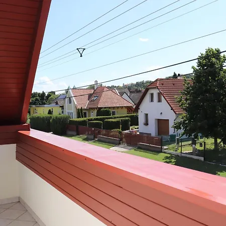 Badacsony Apartmanhaz * Badacsonytomaj