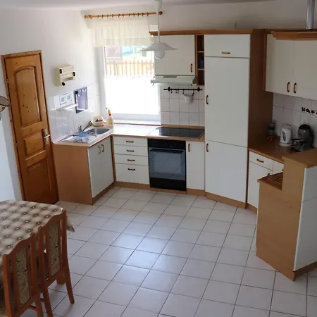 Badacsony Apartmanhaz Daire