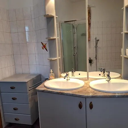 Badacsony Apartmanhaz *