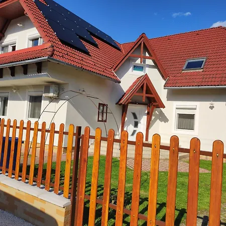 Badacsony Apartmanhaz Badacsonytomaj