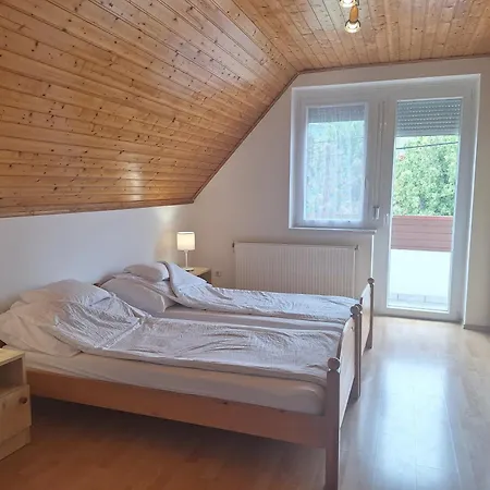 Lägenhet Badacsony Apartmanhaz Badacsonytomaj