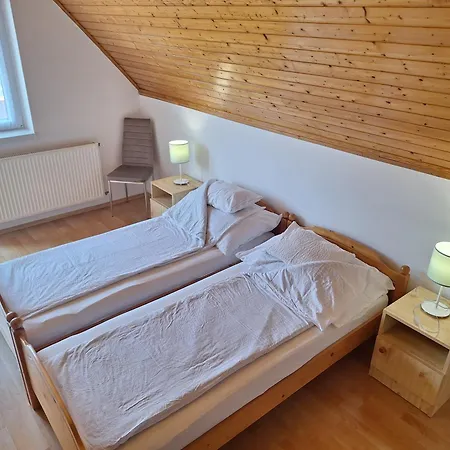 Badacsony Apartmanhaz *