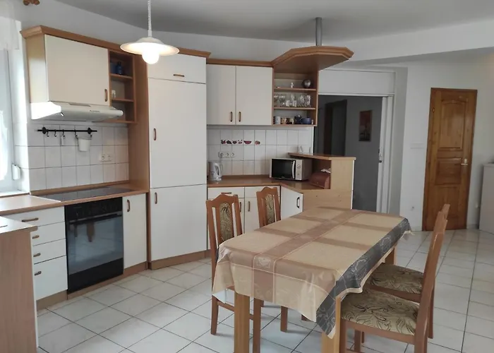 Apartment Badacsony Apartmanhaz Badacsonytomaj